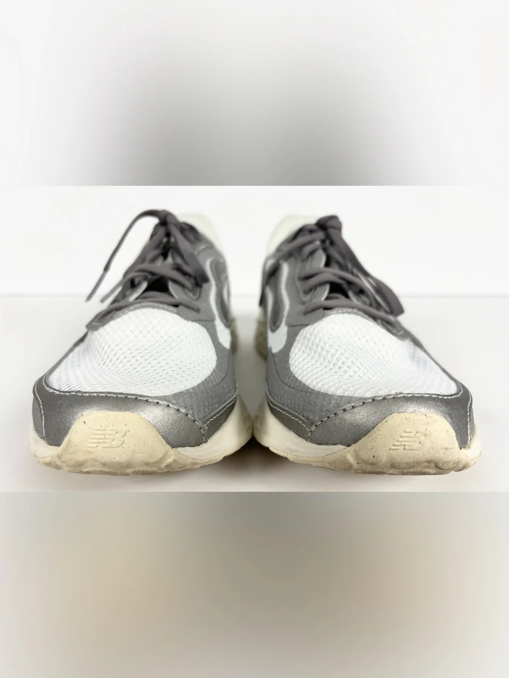 New Balance Fresh Foam Silver Warists Athletic Sneakers - Picture 6 of 8
